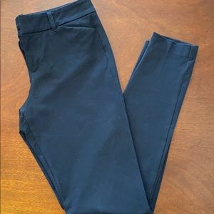 Old Navy Size 4 Full Length Pixie Pants